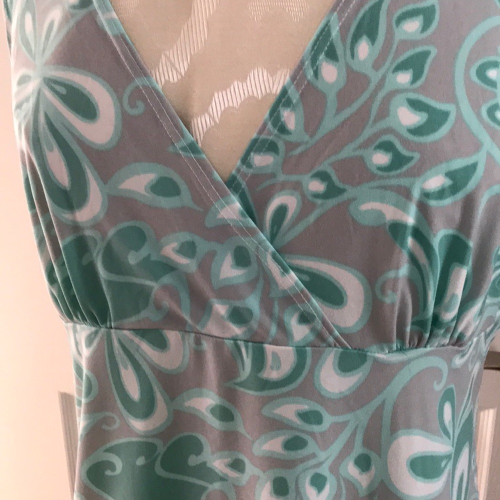 Tank - Picture 2 of 2